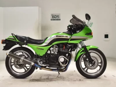 Kawasaki GPZ400F  с аукциона в Японии