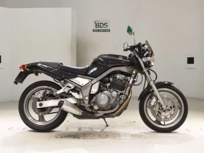 Yamaha SRX600-4