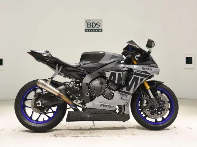 Yamaha YZF-R1 лот № 5195 оценка 4  с аукциона в Японии