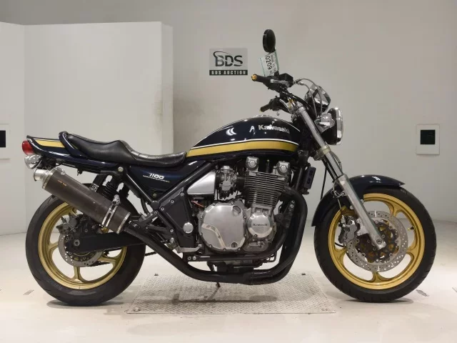 Kawasaki ZEPHYR1100 лот № 0209 оценка 4  с аукциона в Японии