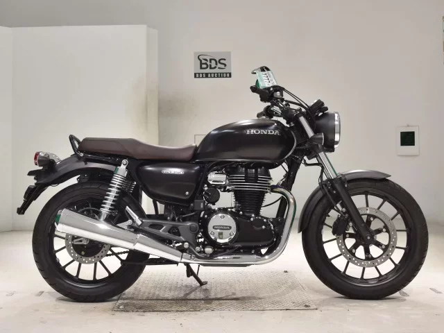 Honda GB350 лот № 2777 оценка 5  с аукциона в Японии