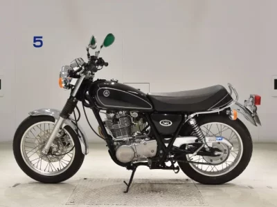 Yamaha SR400-3  с аукциона в Японии