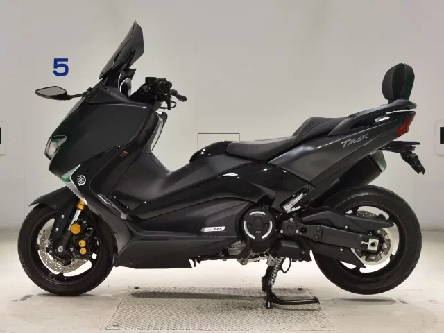 Yamaha T-MAX530DX