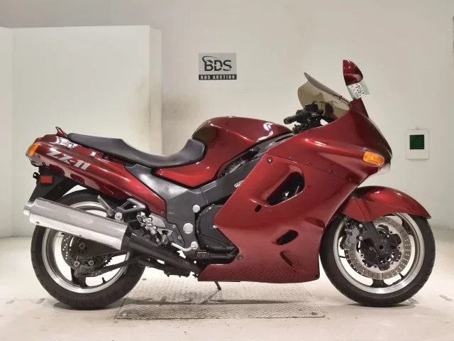Kawasaki ZX-11 лот № 2604 оценка 4  с аукциона в Японии