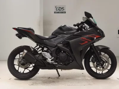 Yamaha YZF-R25A