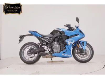 Suzuki GSX-8R  с аукциона в Японии