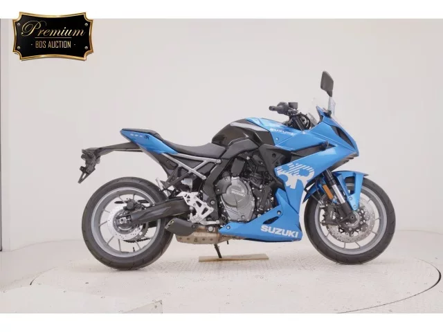 Suzuki GSX-8R лот № 2538 оценка 6  с аукциона в Японии