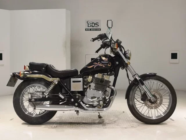 Honda REBEL лот № 0196 оценка 4  с аукциона в Японии