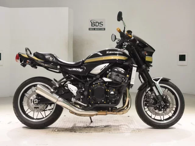 Kawasaki Z900RS лот № 5085 оценка 5  с аукциона в Японии