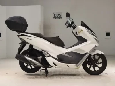 Honda PCX125-3