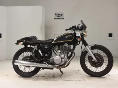Yamaha SR400-1  с аукциона в Японии