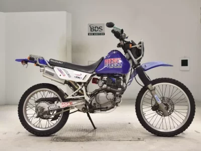Suzuki DJEBEL200  с аукциона в Японии