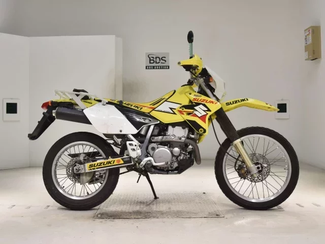 Suzuki DR-Z400S лот № 0337 оценка 4  с аукциона в Японии