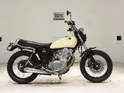 Yamaha SR400-5  с аукциона в Японии