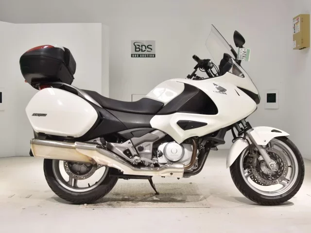 Honda DU- BILL680 лот № 7624 оценка 4  с аукциона в Японии