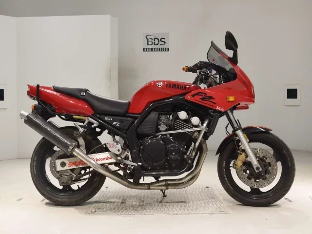 Yamaha FZ400