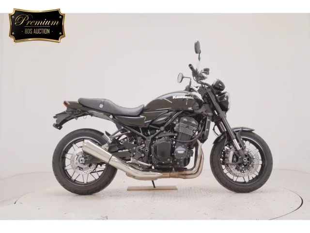 Kawasaki Z900RS лот № 2504 оценка 5  с аукциона в Японии