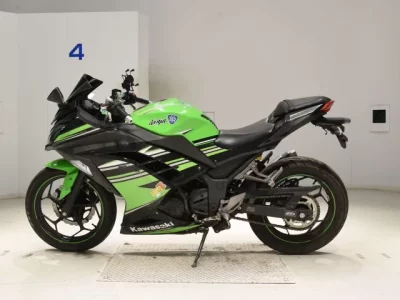 Kawasaki NINJA250  с аукциона в Японии