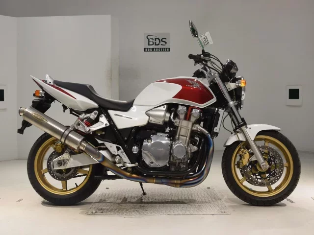 Honda CB1300SF лот № 5350 оценка 5  с аукциона в Японии