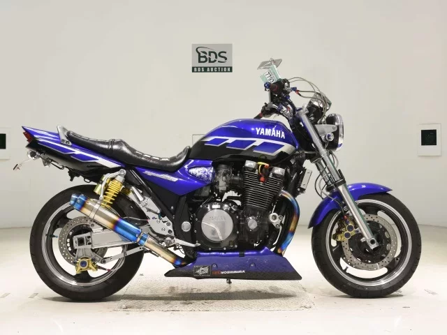 Yamaha XJR1300 лот № 7793 оценка 4  с аукциона в Японии