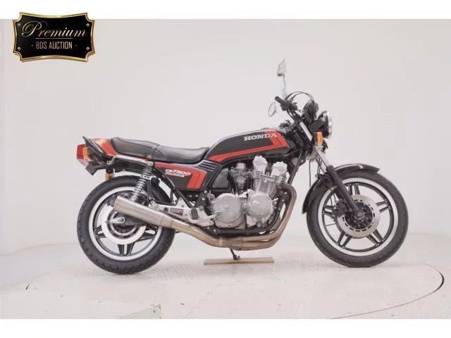 Honda CB750 лот № 0055 оценка 4  с аукциона в Японии