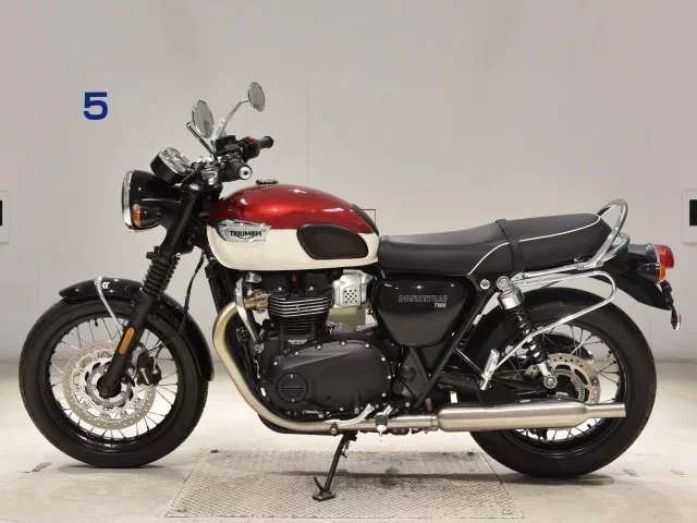 Triumph TRIUMPH BONNEVILLE T100