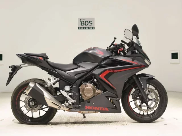 Honda CBR400R-2 лот № 7818 оценка 4  с аукциона в Японии