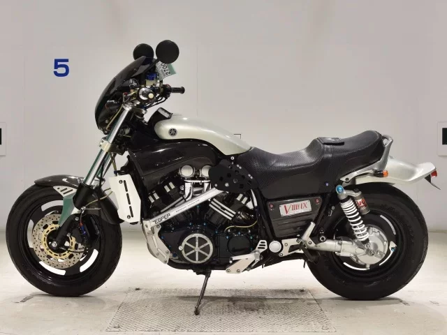 Yamaha V-MAX