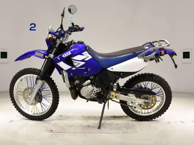 Yamaha LANZA DT230