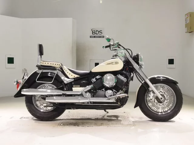 Yamaha DRAGSTAR400 CLASSIC лот № 2795 оценка 4  с аукциона в Японии