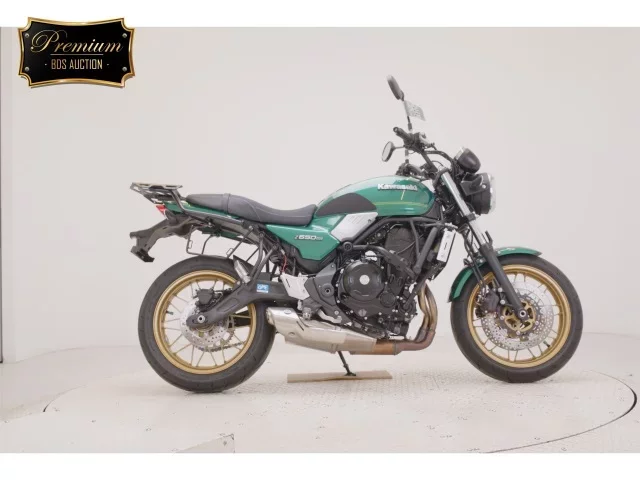 Kawasaki Z650RS лот № 7520 оценка 7  с аукциона в Японии