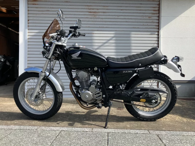 Honda CB223S