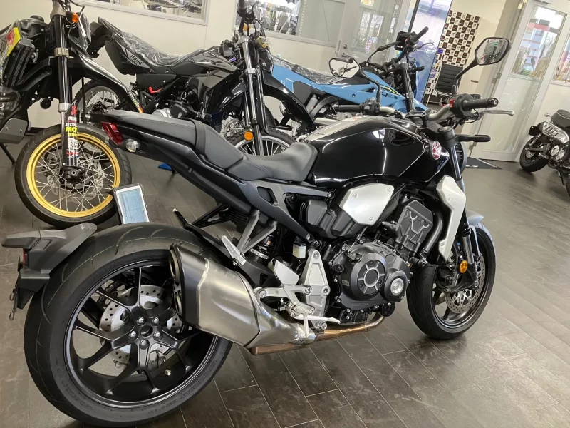 Honda CB1000R