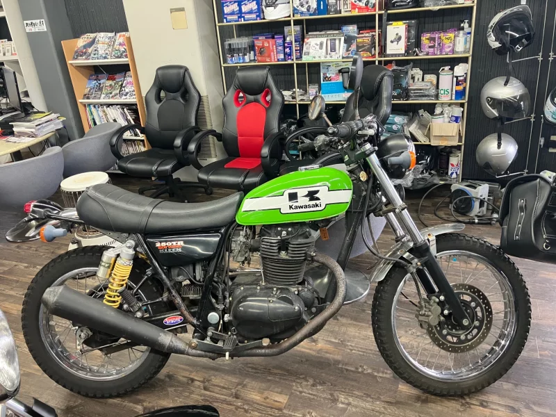 Kawasaki 250TR