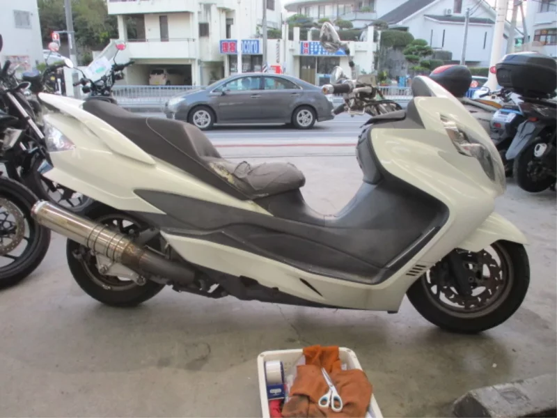 Suzuki SKYWAVE 250S-1