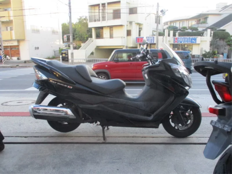 Suzuki SKYWAVE 250S-1