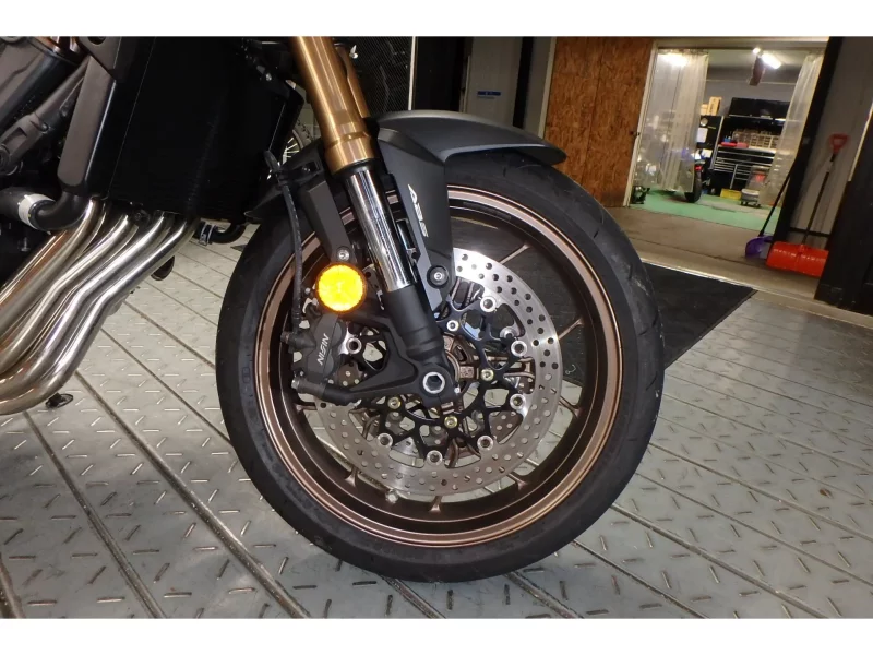 Honda CB650R E-CLUTCH