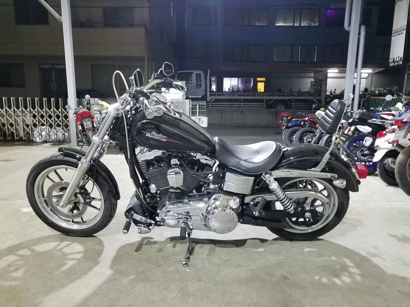 Harley-Davidson HARLEY FXDL1580