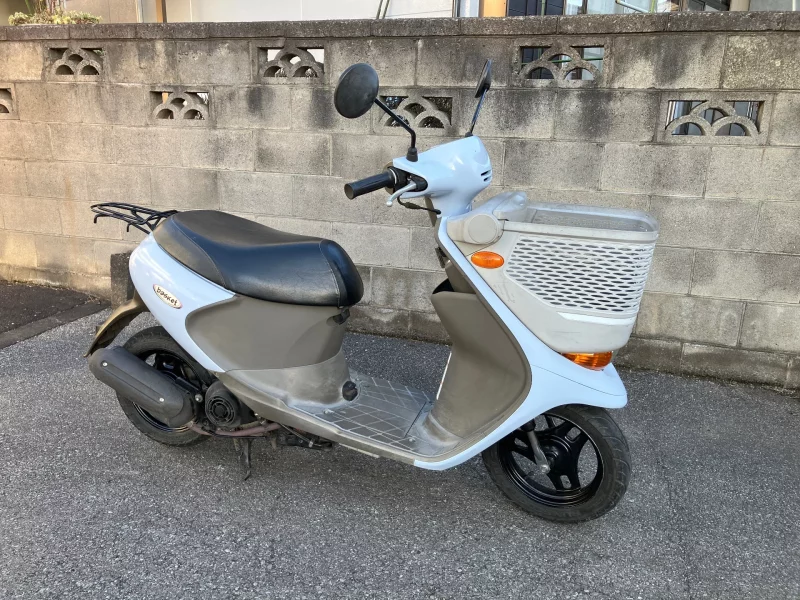 Suzuki LET S4