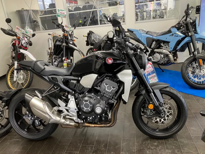 Honda CB1000R лот № 02160 оценка 5  с аукциона в Японии