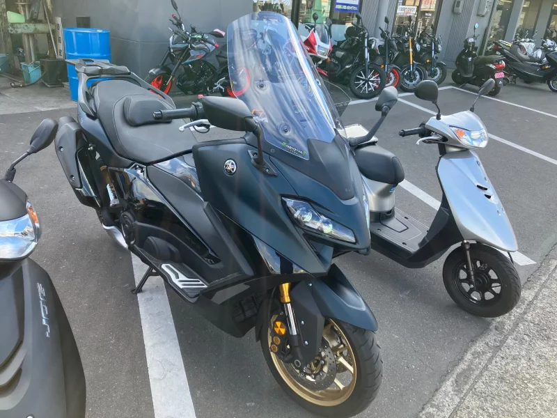 Yamaha T-MAX560 TECHMAX ABS лот № 00188 оценка 4  с аукциона в Японии