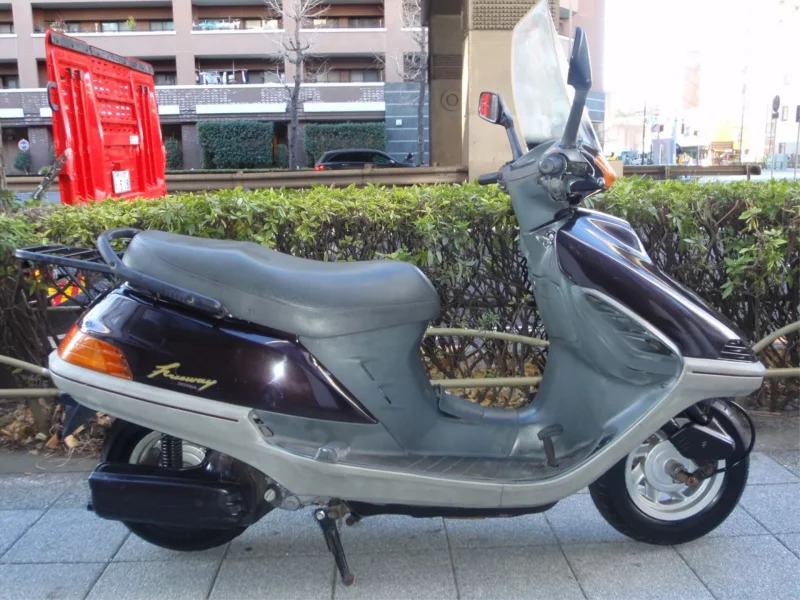 Honda FREE WAY лот № 00200 оценка 4  с аукциона в Японии