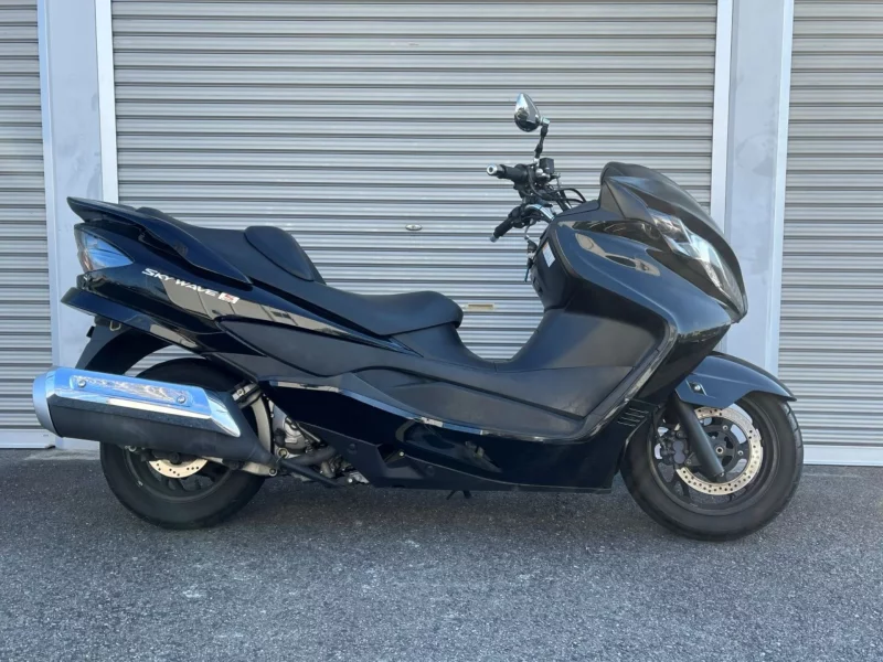 Suzuki SKYWAVE 250S-1