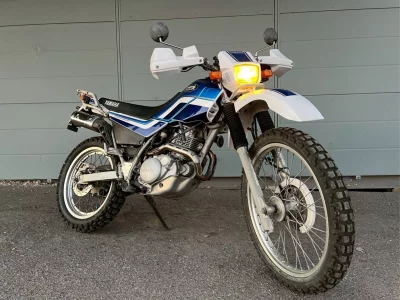 Yamaha SEROW 225