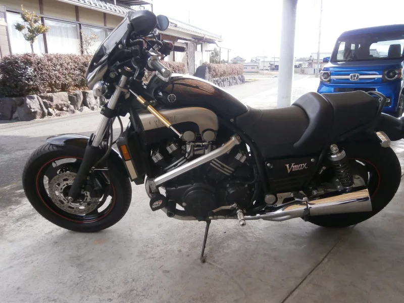 Yamaha V-MAX