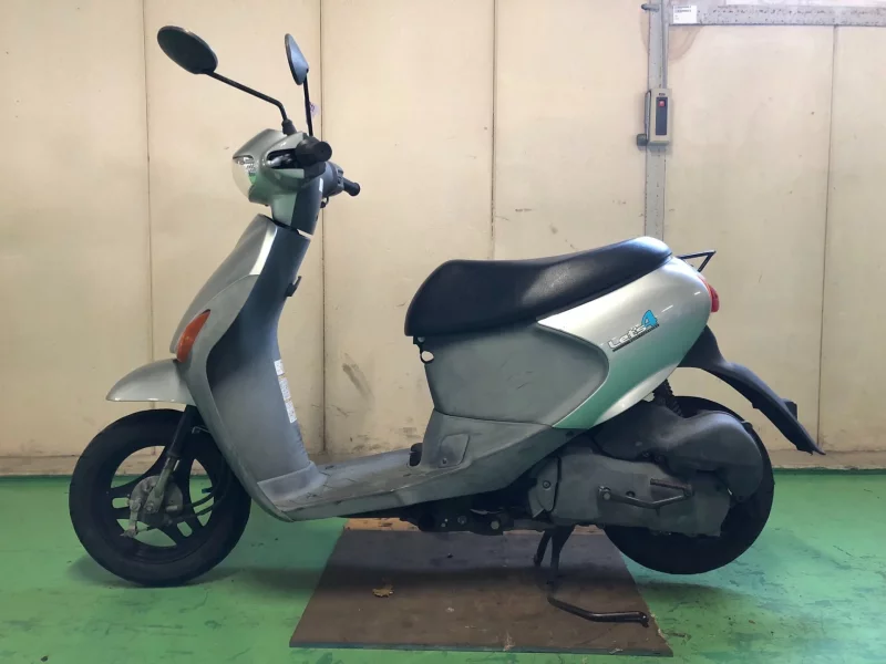 Suzuki LET S4