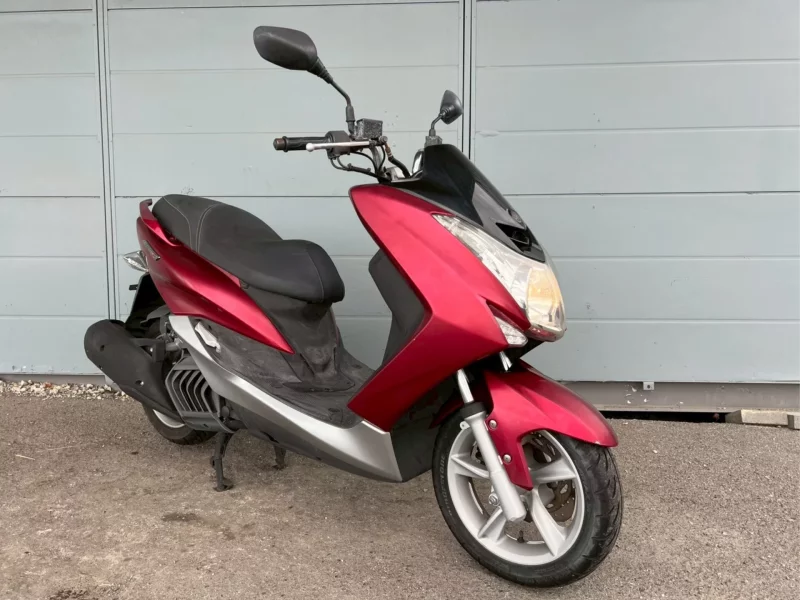 Yamaha MAJESTYS
