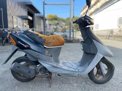 Suzuki LET S2