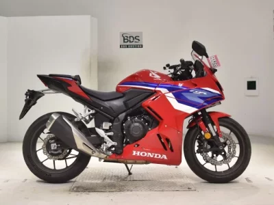 Honda CBR400R-3