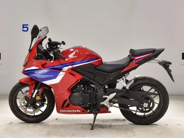 Honda CBR400R-3